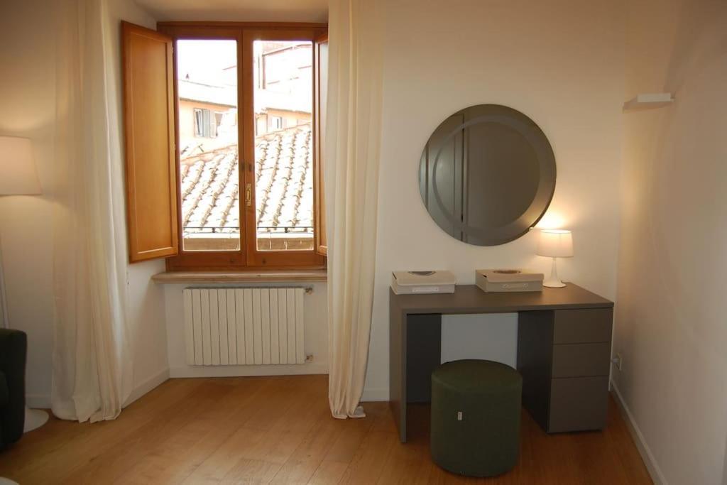 Nesty Margana House Apartment Rome Bagian luar foto