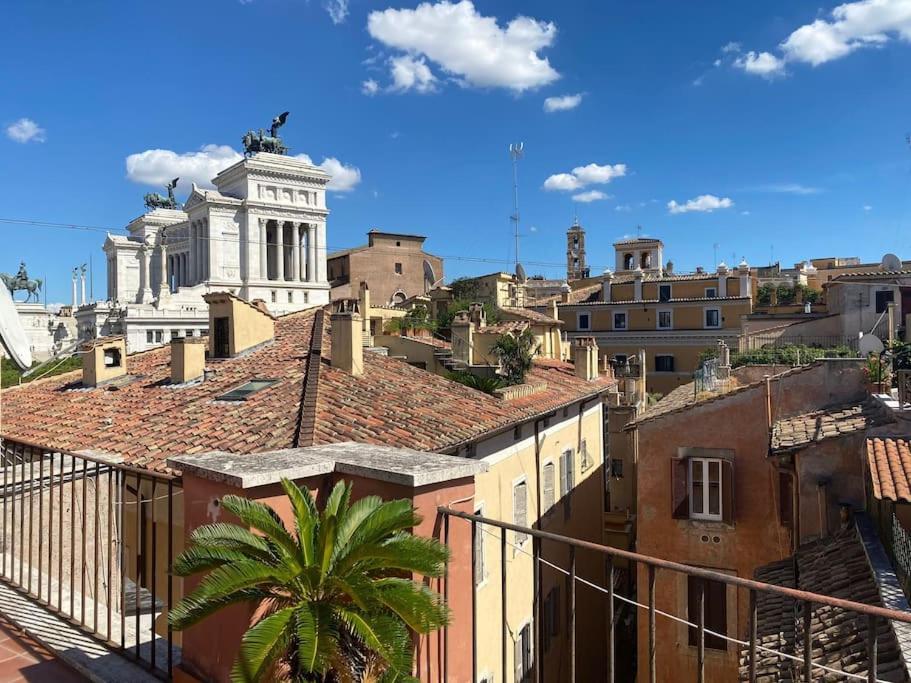 Nesty Margana House Apartment Rome Bagian luar foto